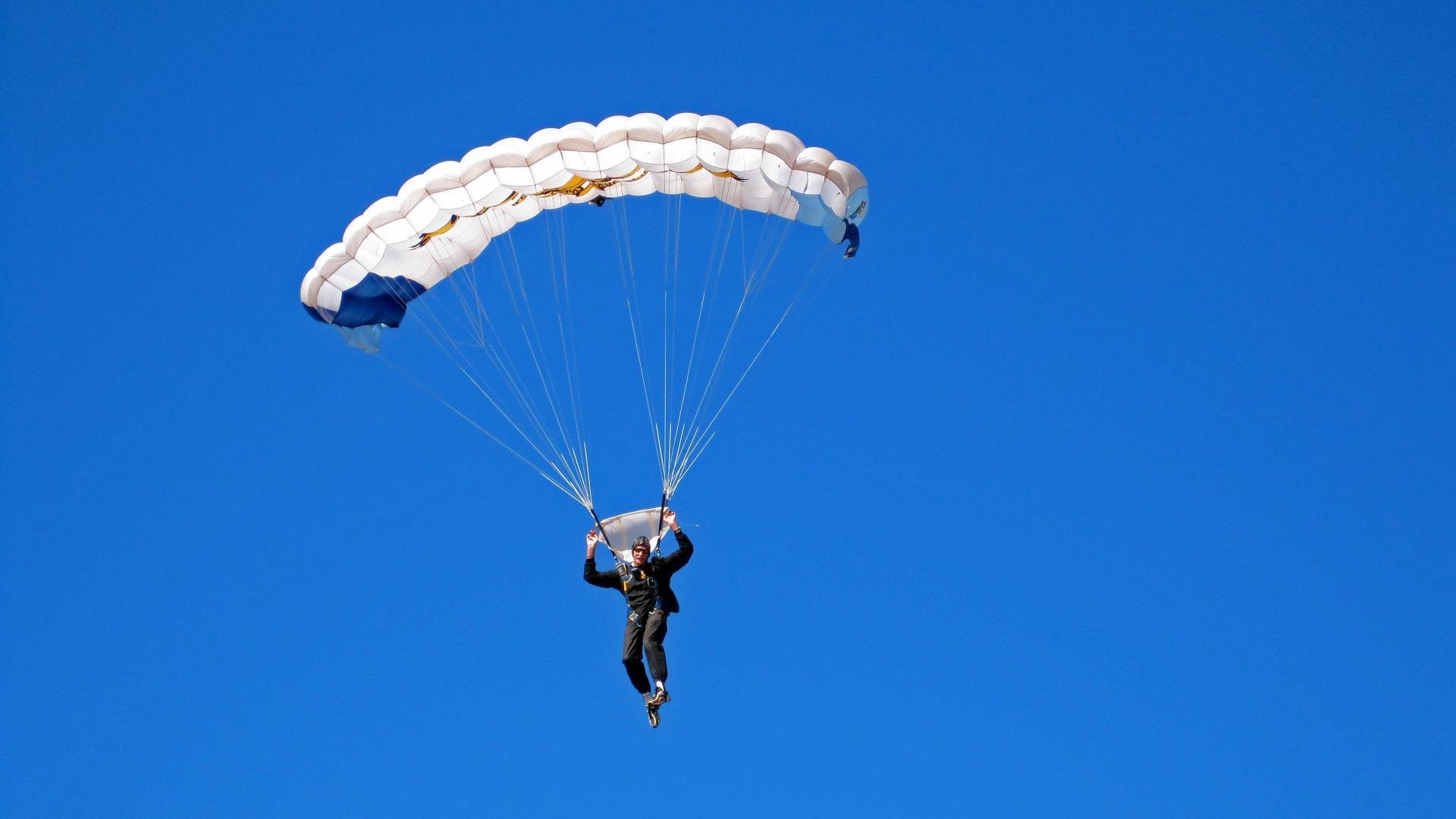 中国篮球联赛官宣年度最佳阵容，中国篮球队最佳战绩
